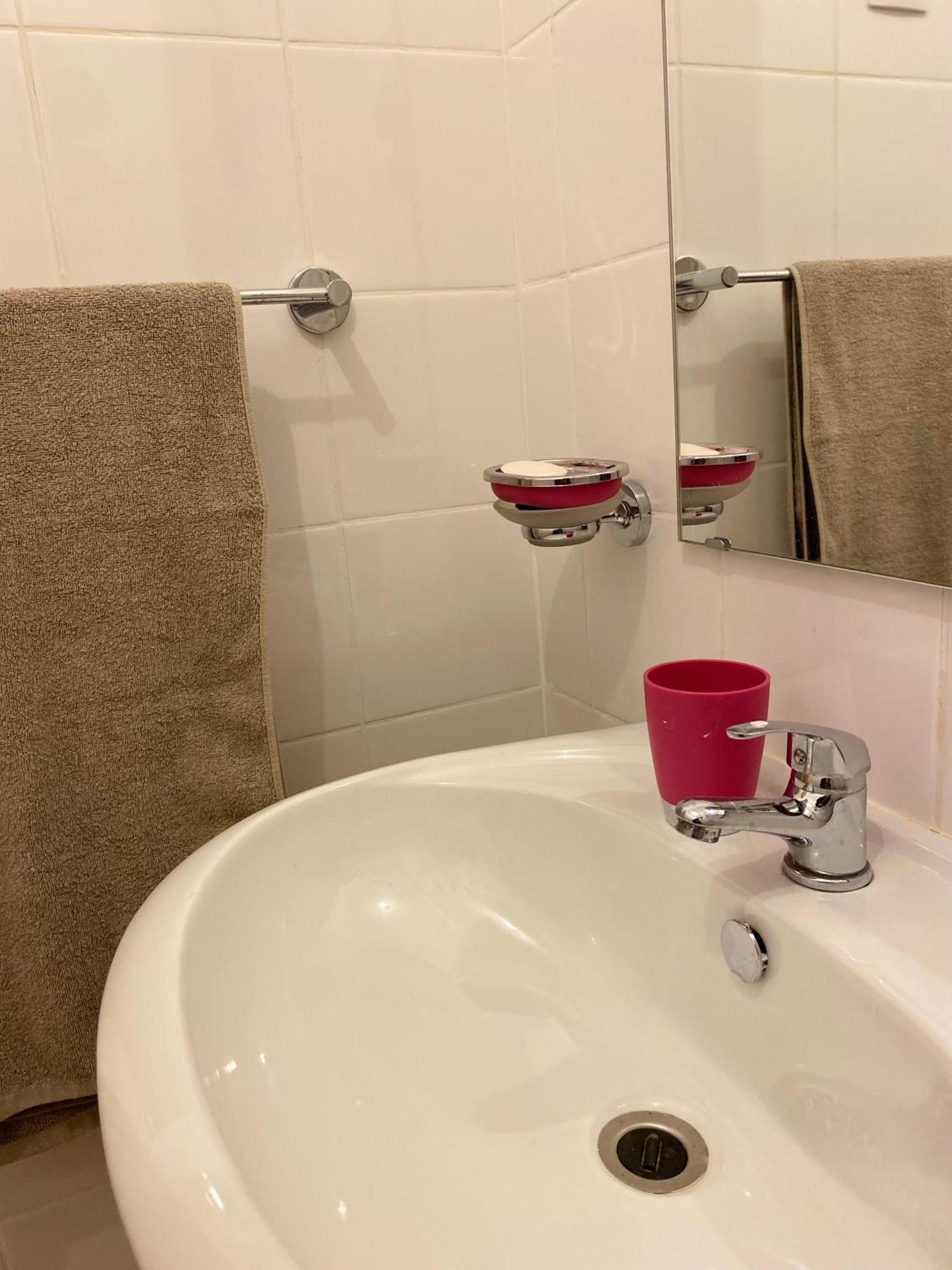 פראייה Apartamento T2 Equipado E Aconchegante. מראה חיצוני תמונה